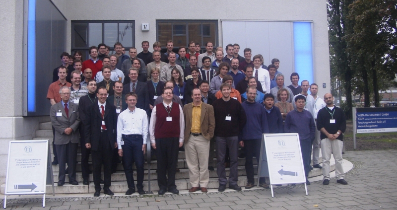 Group picture of the single molecule workshop 2001