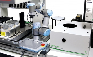 The remote interface added in a recent system software update allows interfacing the time-resolved fluorescence spectrometer FluoTime 300 with the liquid handling automation workstation Biomek NXP from Beckmann-Coulter.