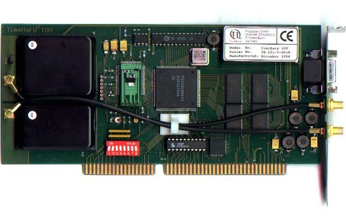 The TimeHarp 100 TCSPC boad.