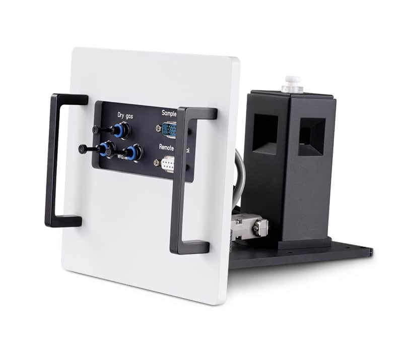 Peltier-cooled cuvette holder for temperature-controlled measurements
